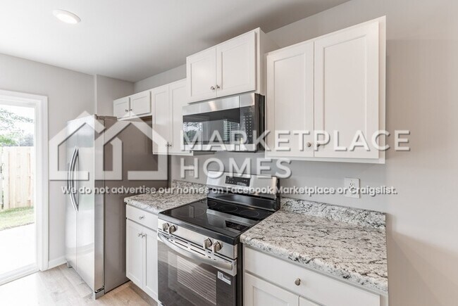 Building Photo - 4127 Hudson Ct SW