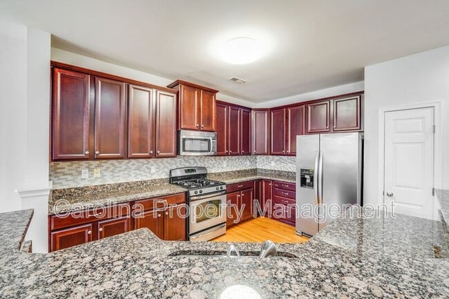 Building Photo - 7707 Jackson Pond Dr