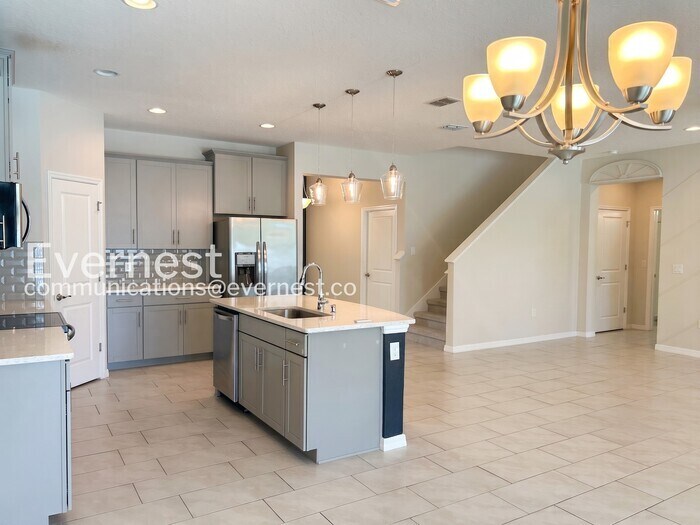 Building Photo - 8404 Praise Dr