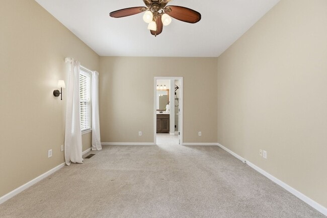 Building Photo - 3208 Calder Ct