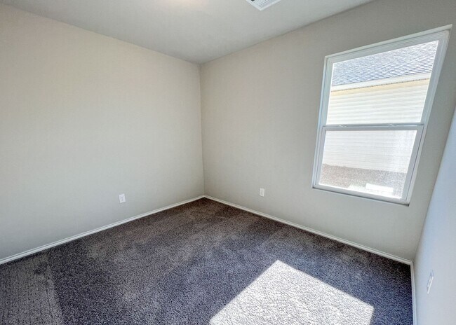Building Photo - 3 Bed in NW OKC!