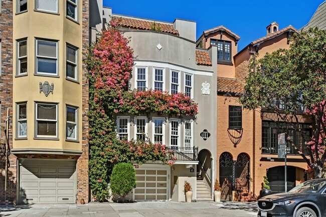 Primary Photo - 3217 Gough St