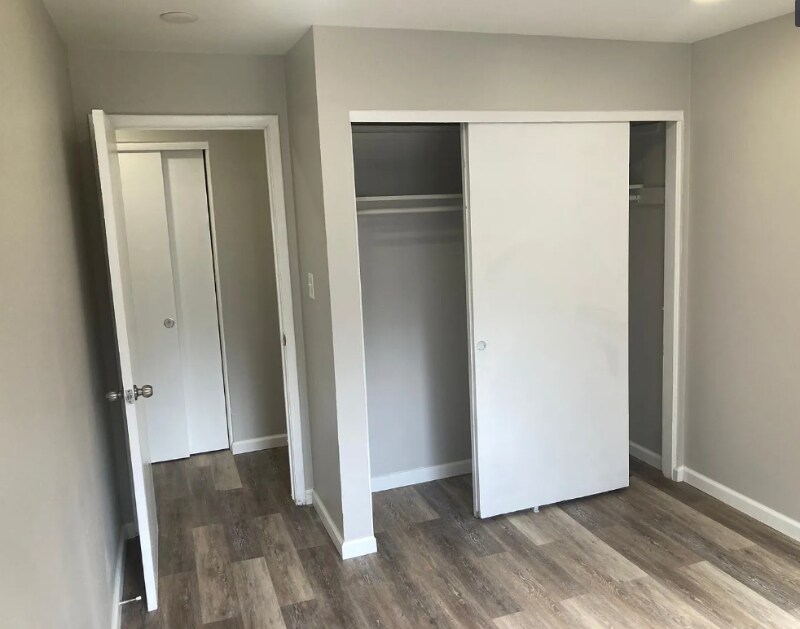 Building Photo - 17500 Euclid Ave