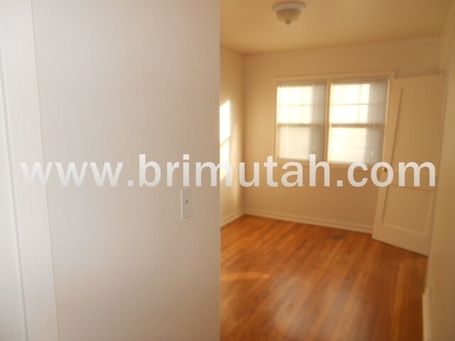 Building Photo - 1189-1191 S 1100 E