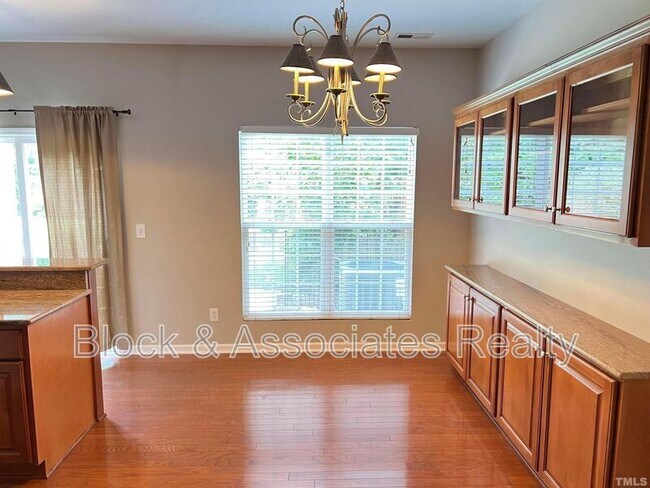 Building Photo - 2936 Settle In Ln