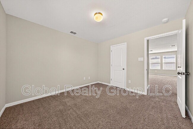 Building Photo - 10426 Rosalina Lp