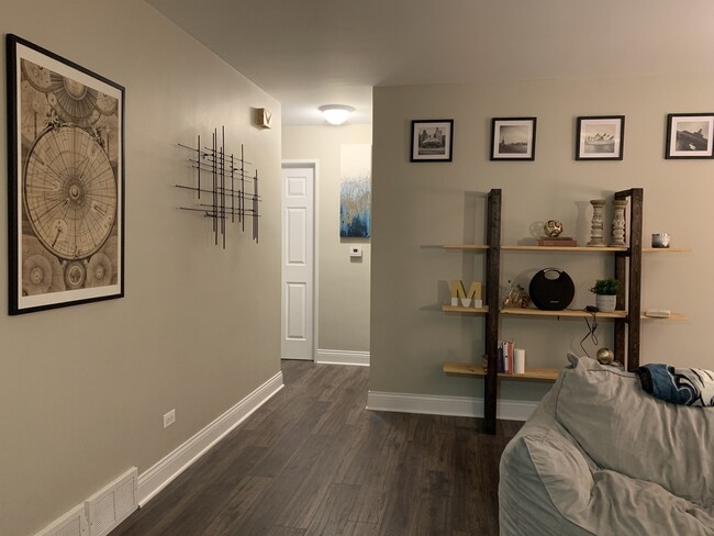 Building Photo - 436 N Gerard Ave