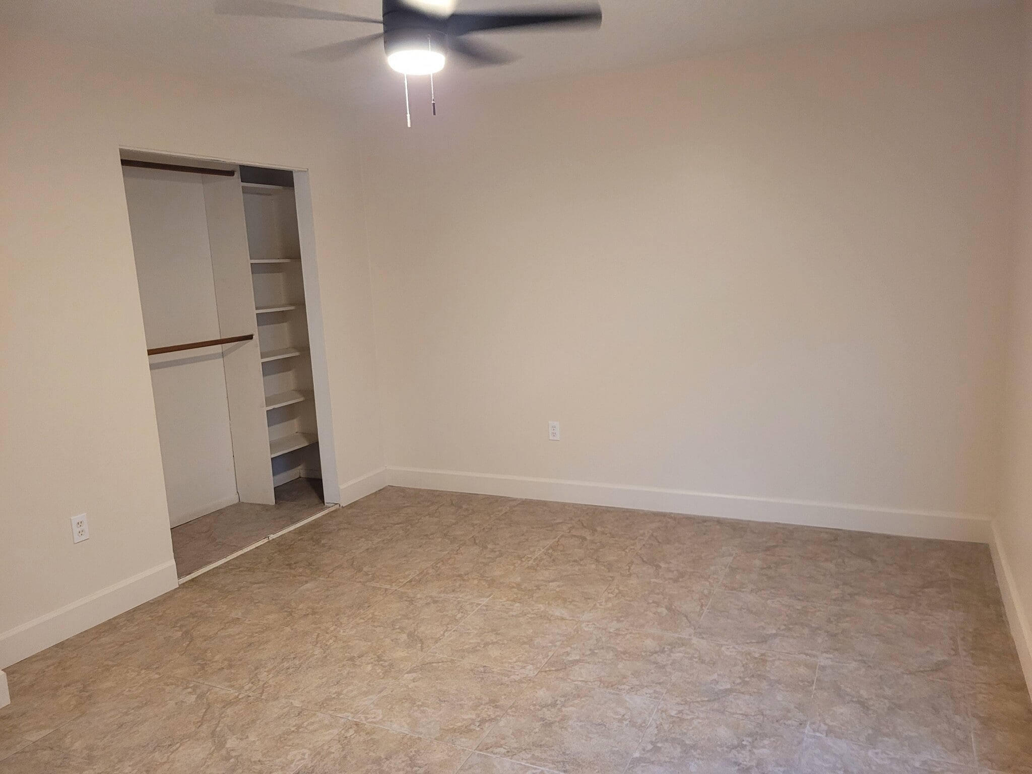 Building Photo - 6690 Cairo Rd