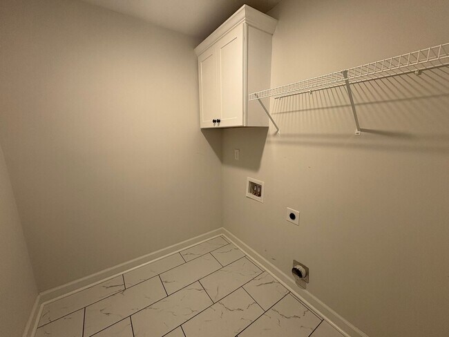 Building Photo - 3627 Finley Ct