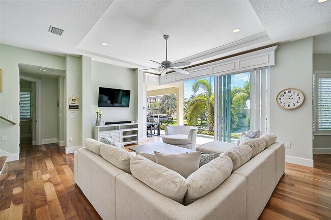 Building Photo - 830 Tarawitt Dr
