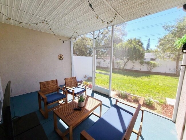 Building Photo - 3936 Yellowstone Cir