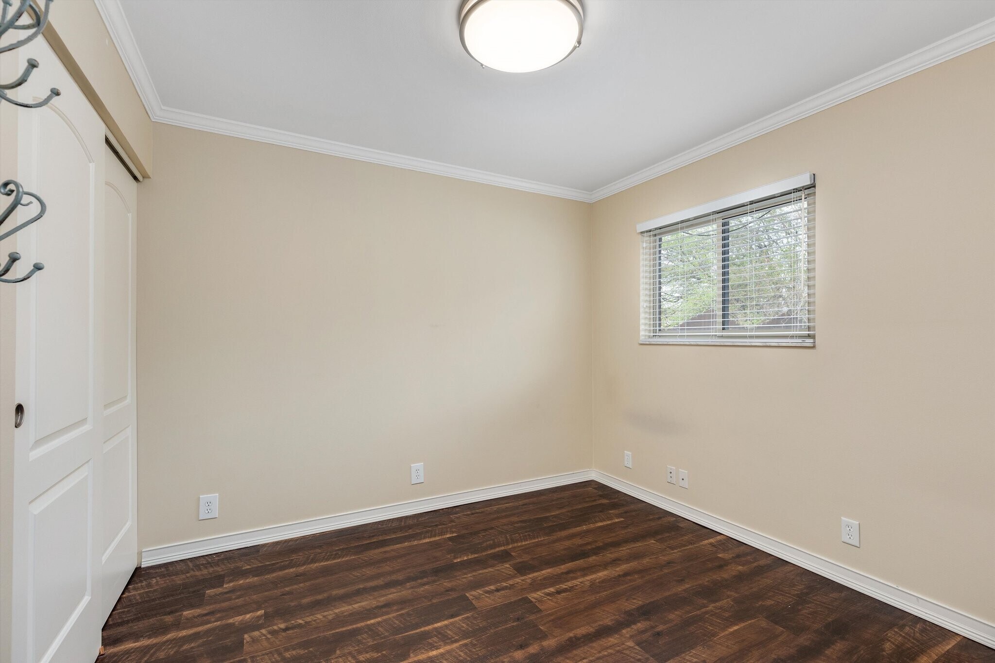 Building Photo - 31810 Briar Ln