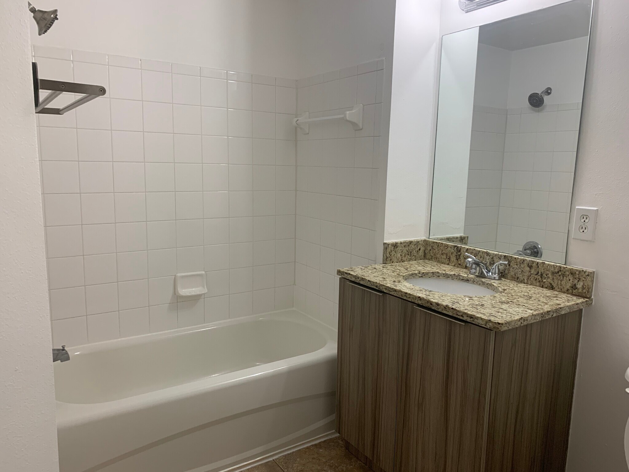 Building Photo - 3508 Windy Walk Way