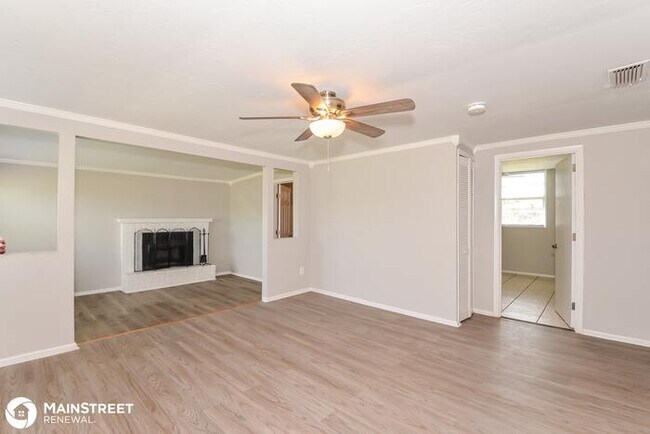 Building Photo - 3642 Dorst Ln