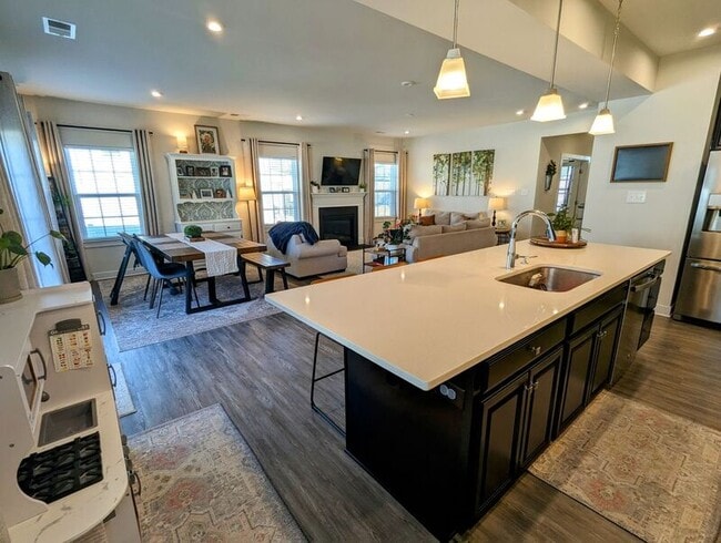 Building Photo - 3836 Knighton Cir