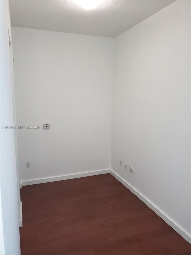 Building Photo - 2200 NE 4th Ave