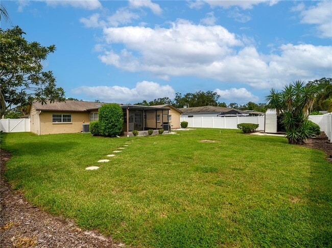 Building Photo - 14605 Brentwood Ln