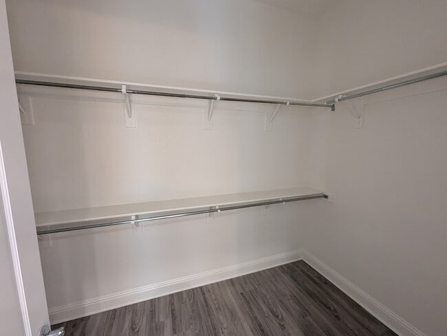 Building Photo - 2057 Penstone Loop