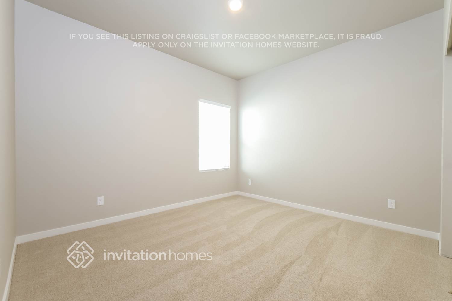 Building Photo - 972 Cascade Falls St