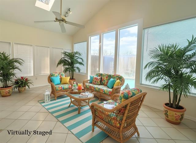 Building Photo - 5533 King Dr