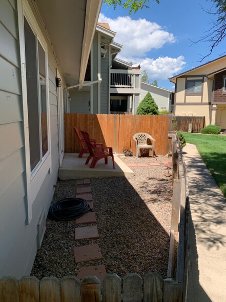 Building Photo - 6952 W 87th Way