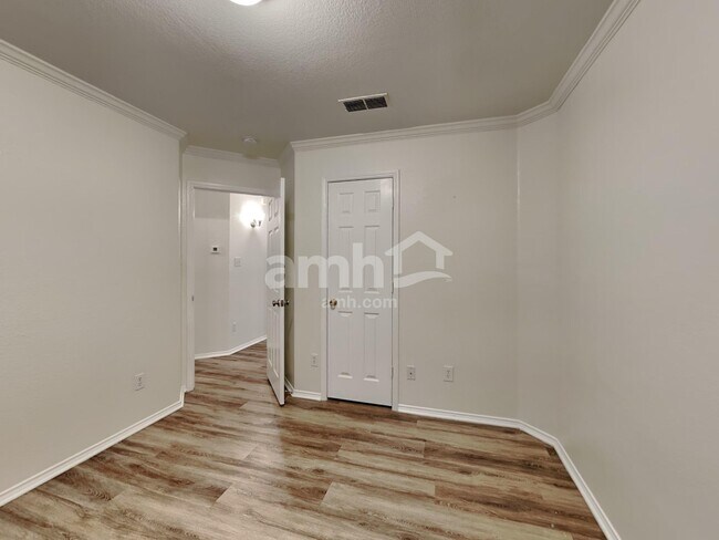 Building Photo - 8324 Prairie Rose Ln