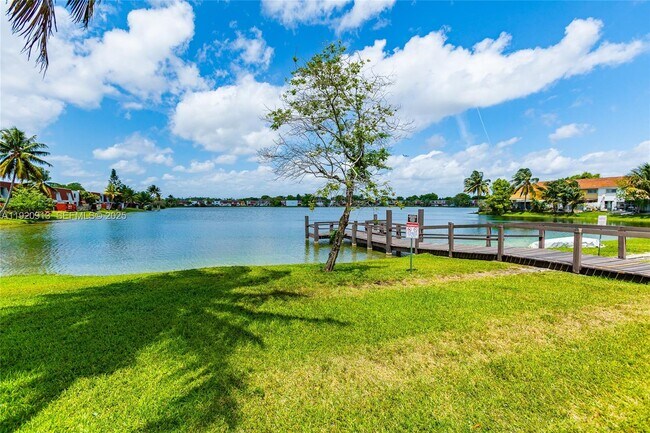 Building Photo - 245 NW 109th Ave