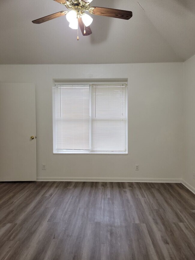 Building Photo - Cute 3bd/2ba pet friendly home in Killeen!