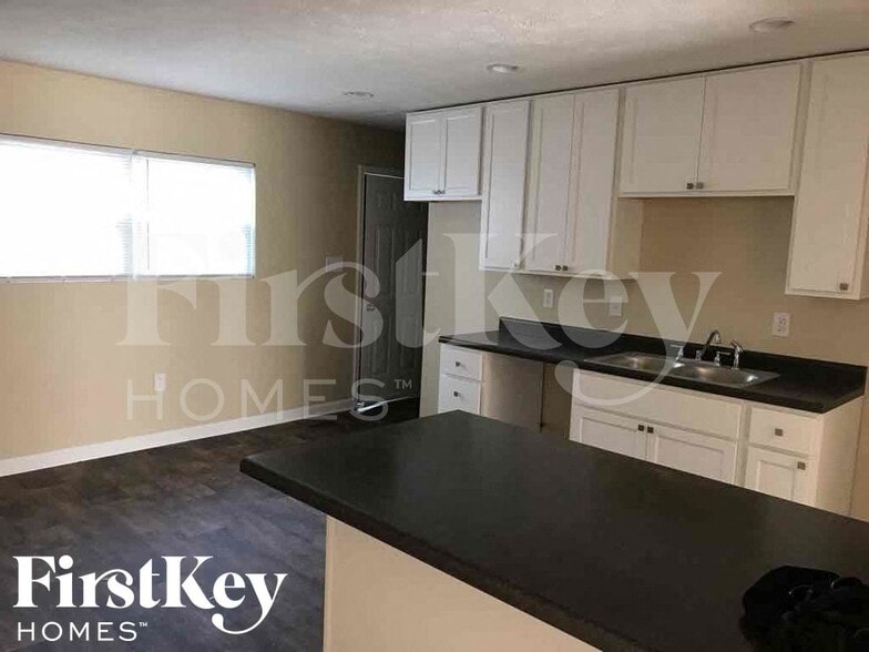 Building Photo - 3446 Maura Ct