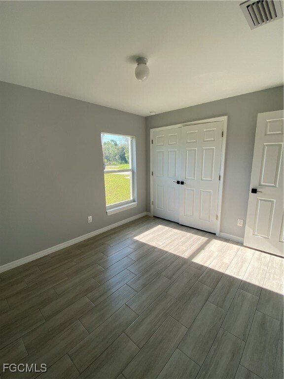 Building Photo - 1086 Edgerton Ave