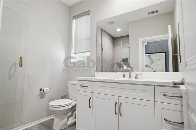 Building Photo - 18262 Astro Ct