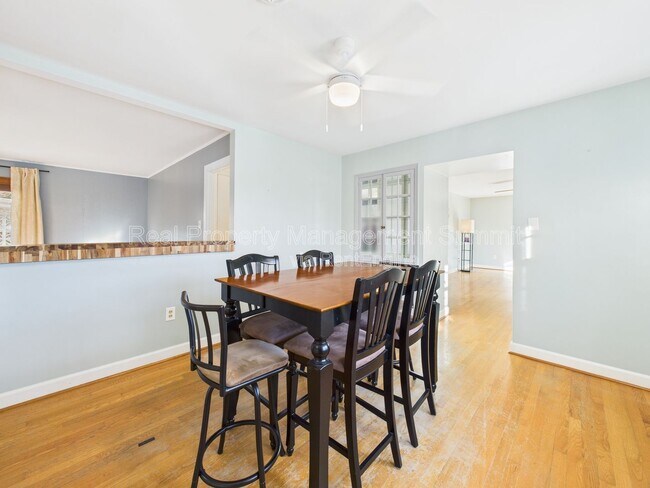 Building Photo - 1508 Chesley Pl