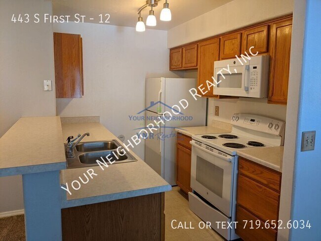 Building Photo - 443 S First St-12