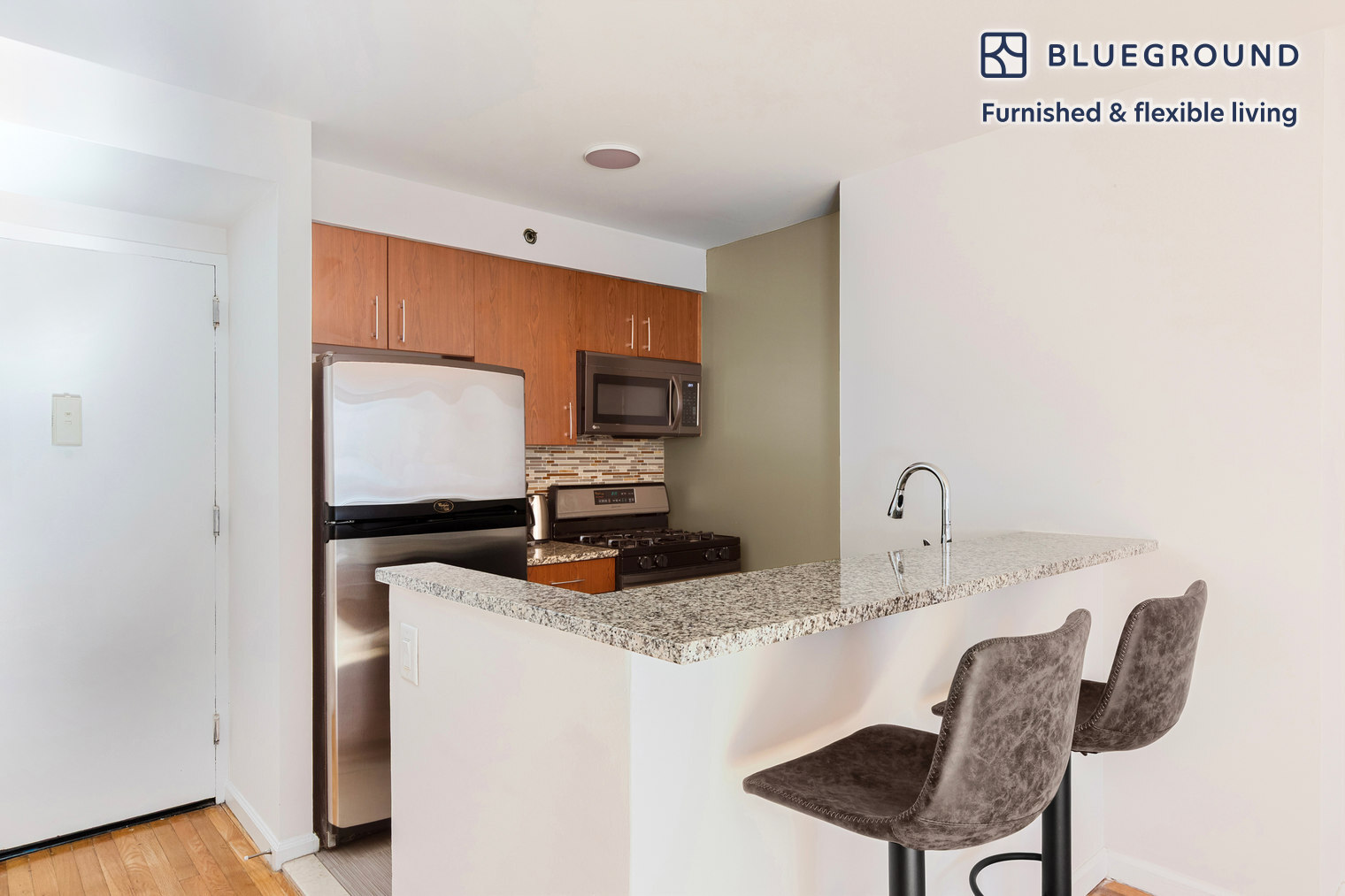 Building Photo - 120 W 21st St