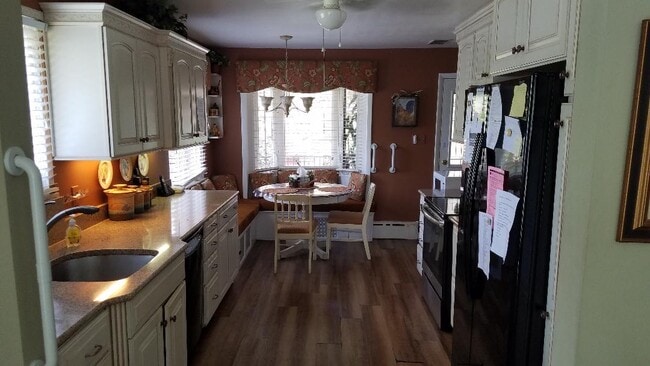 Primary Photo - 360 N 48th St