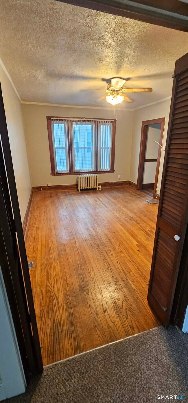 Building Photo - 63 Brooklawn St