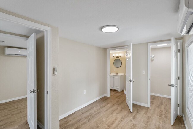 Building Photo - REDUCED Rent $2150.... 3 bed/2 bath Split Level, NEW downstairs addition, lots of extras *READY**...