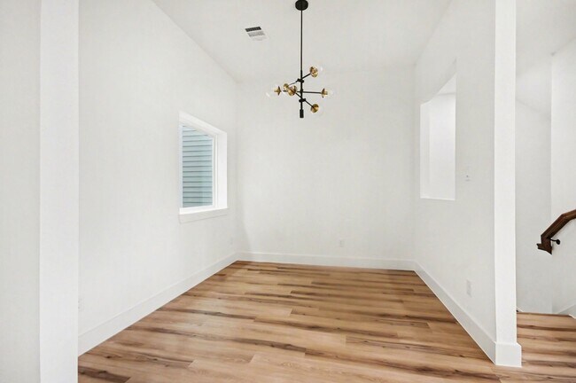 Building Photo - 119 Milby St