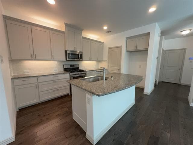 Building Photo - 4027 Snow Goose Trl