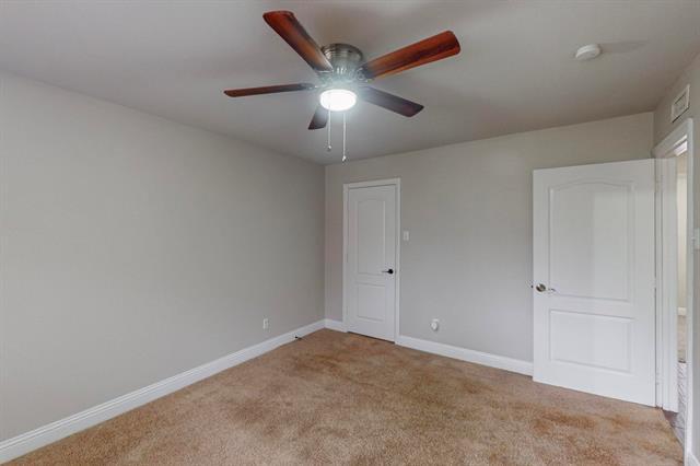 Building Photo - 3842 Commonwealth Dr