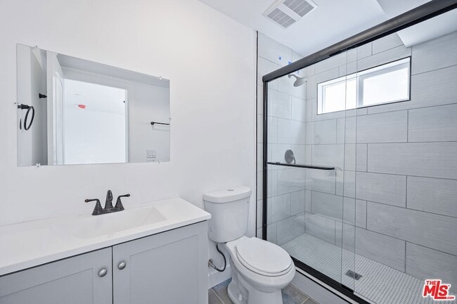 Building Photo - 7306 Independence Ave