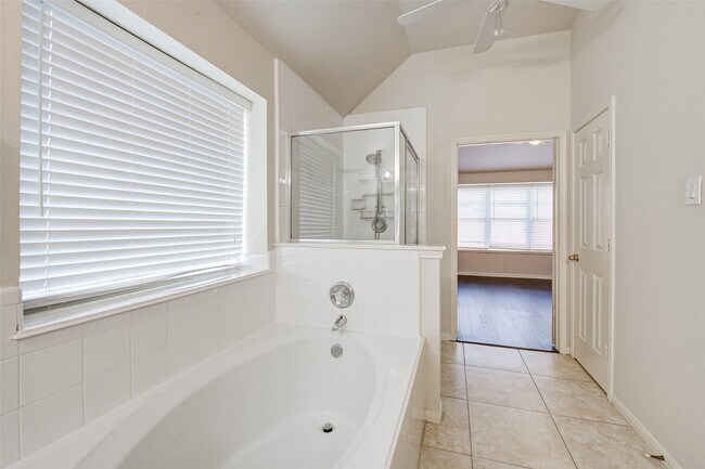 Building Photo - 6543 Horsepen Bayou Dr