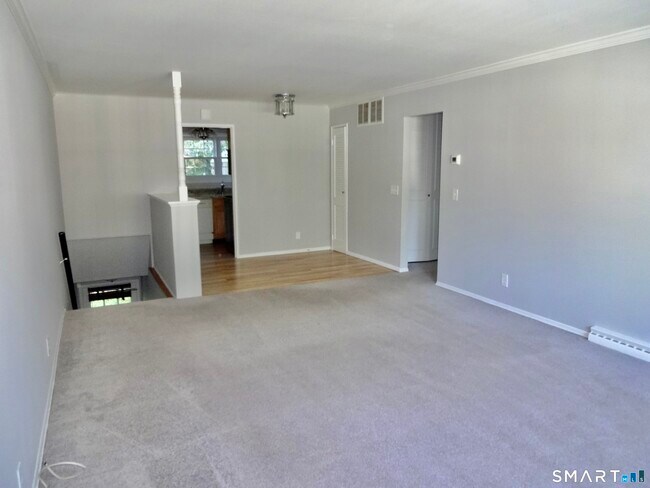 Building Photo - 245 Unquowa Rd