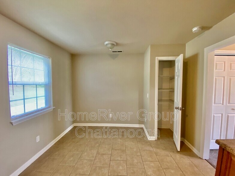 Building Photo - 505 Bruning Ln
