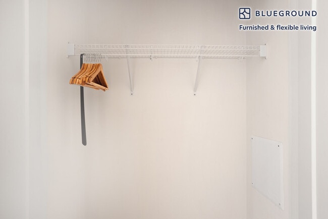 Building Photo - 125 Warren St