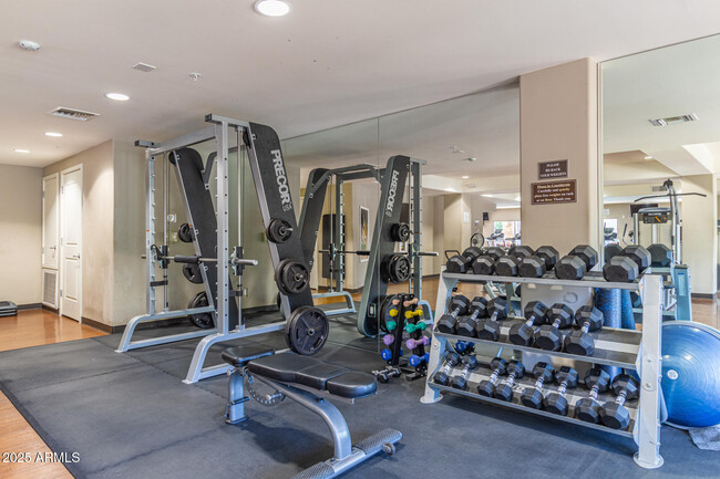 Building Photo - 5450 E Deer Valley Dr
