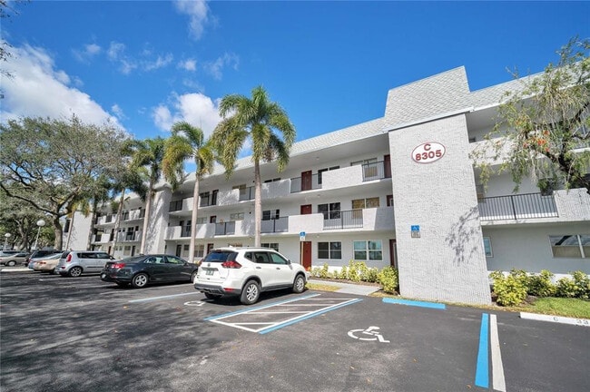 Building Photo - 8305 NW 61st St