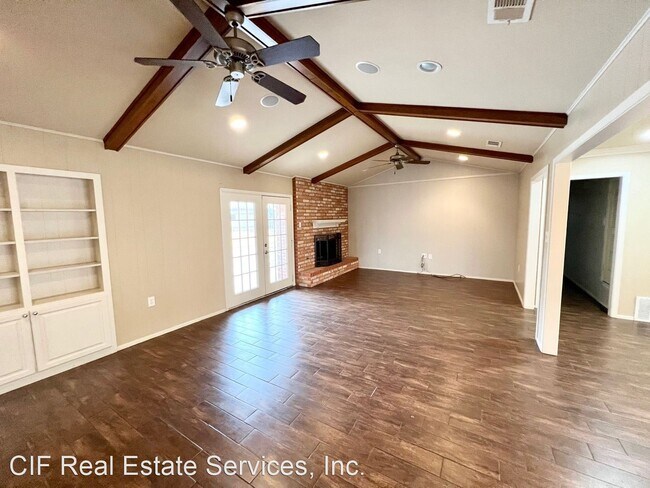 Building Photo - 3 br, 2 bath House - 3407 Oakridge Ln.