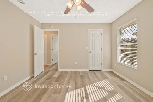 Building Photo - 1011 Corkwood Dr