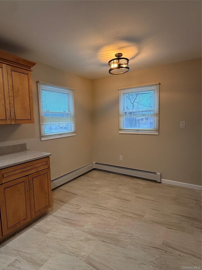 Building Photo - 21 W Centennial Ave